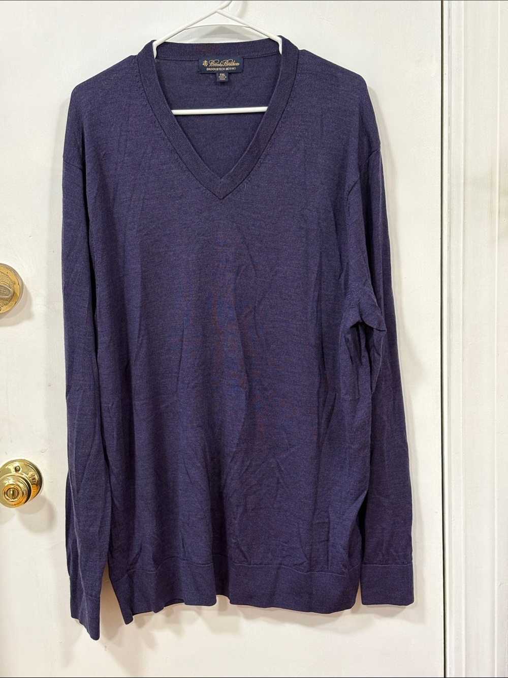 Brooks Brothers Men's V-Neck Sweater in Deep Plum